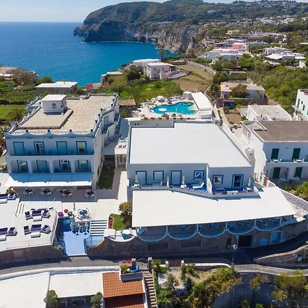 Отель San Michele Terme & Sant'Angelo (Isola d'Ischia)